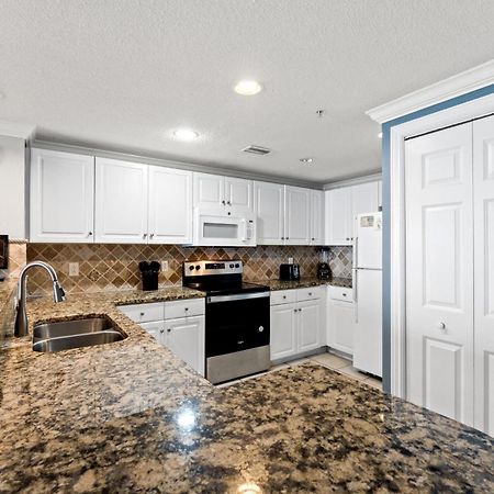 Majestic Beach Resort Tower 2 By Panhandle Getaways Panama City Beach Room photo